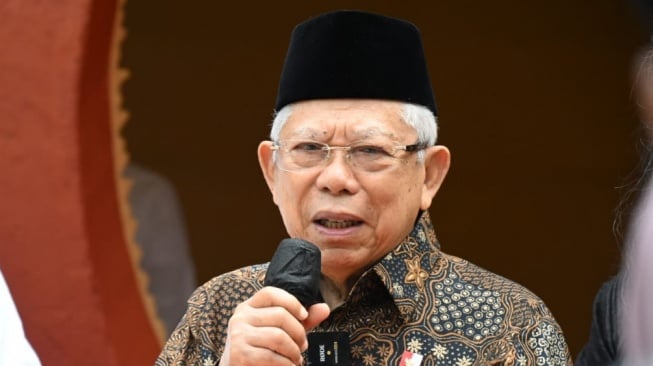 Ma'ruf Amin mengingatkan para kiai untuk tidak mengabaikan politik