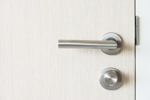 pintu otomatis