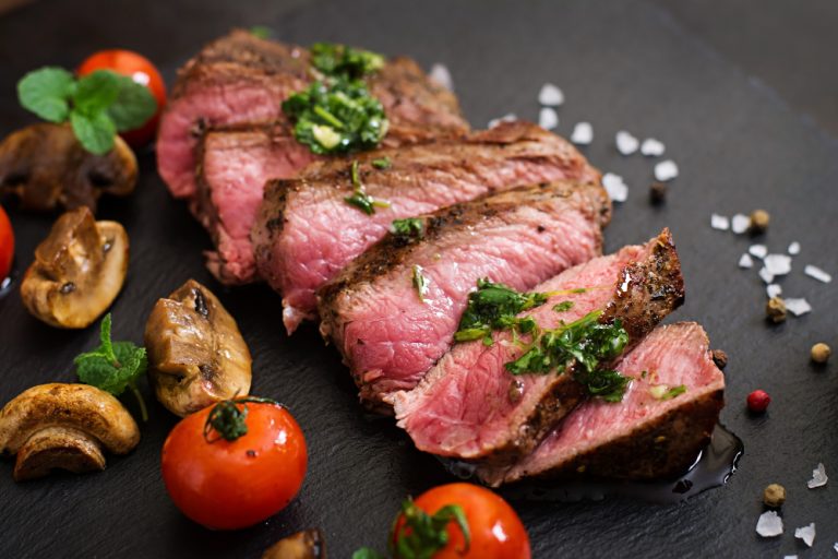memasak steak