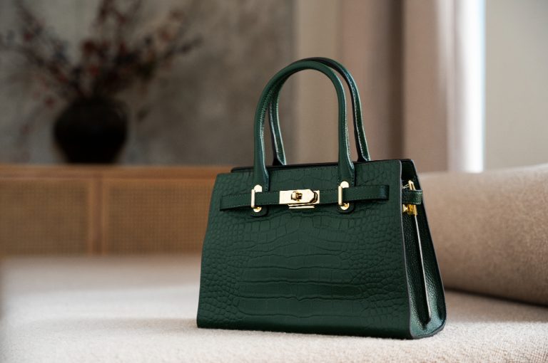 tas perempuan
