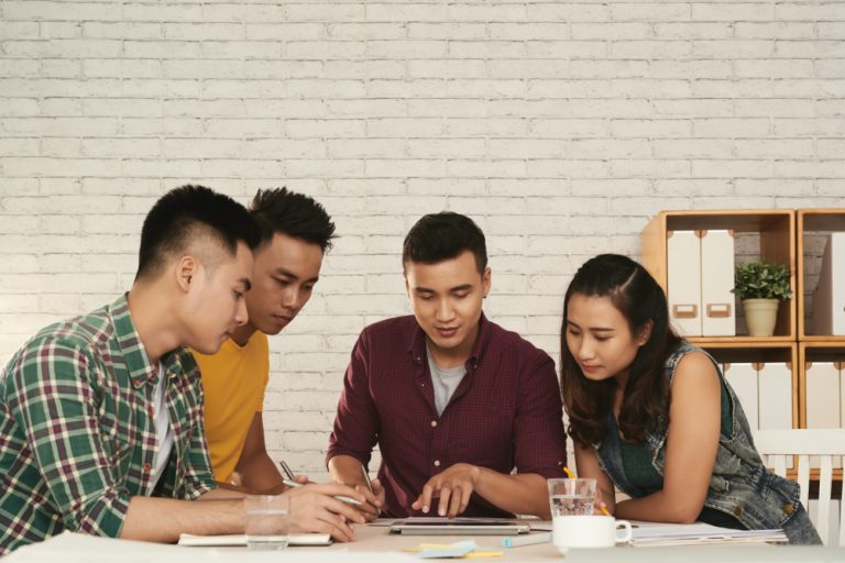 ide bisnis bidang pendidikan