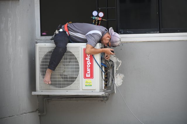 Bisnis jasa servis AC